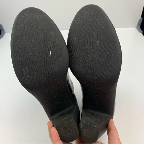 Clarks ankle booties size 7.5 38 black leather - Picture 6 of 10